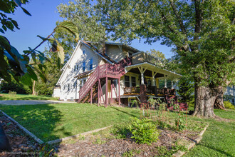 36 Garden Cir in Asheville, NC - Building Photo - Building Photo