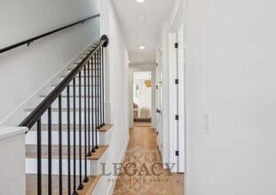 1019 12th Ave N in Nashville, TN - Building Photo - Building Photo