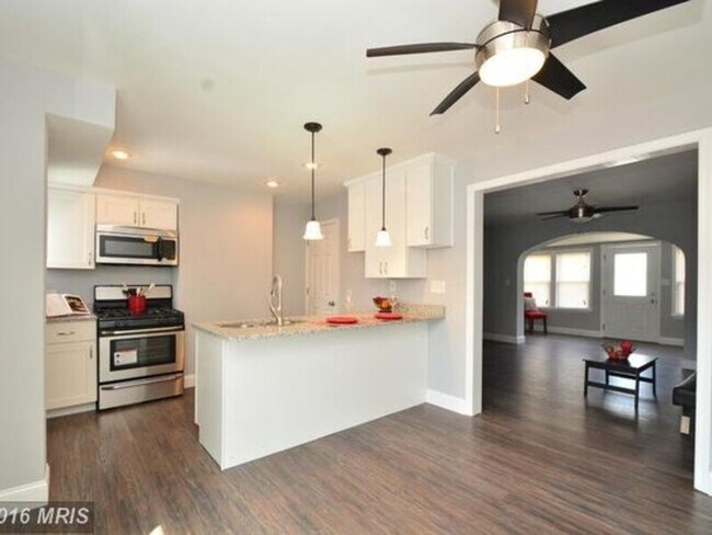 14 Eastship Rd in Dundalk, MD - Building Photo - Building Photo