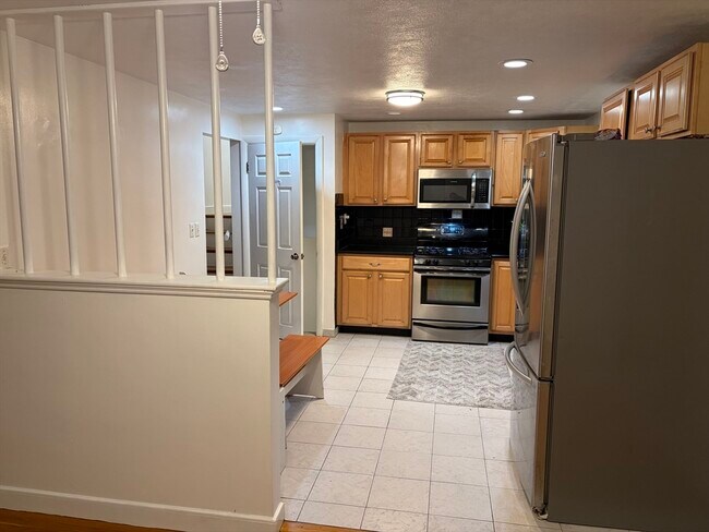 7 Charity Ln in Dedham, MA - Building Photo - Building Photo