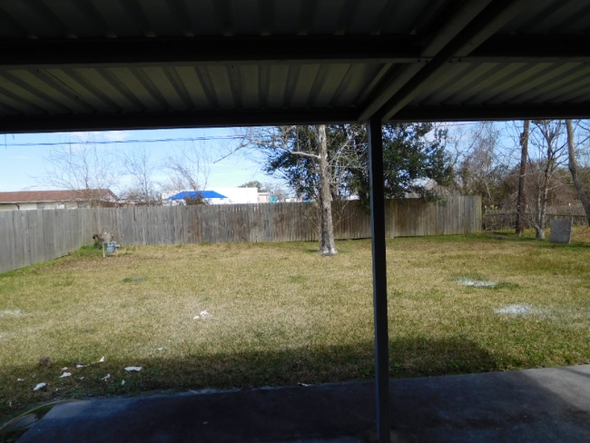 714 Temple Cir in Hitchcock, TX - Building Photo - Building Photo