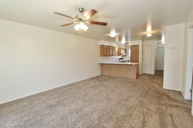 property at 551 N Moffatt Ave
