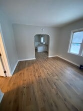 1206 McCullough St in Lansing, MI - Building Photo - Building Photo