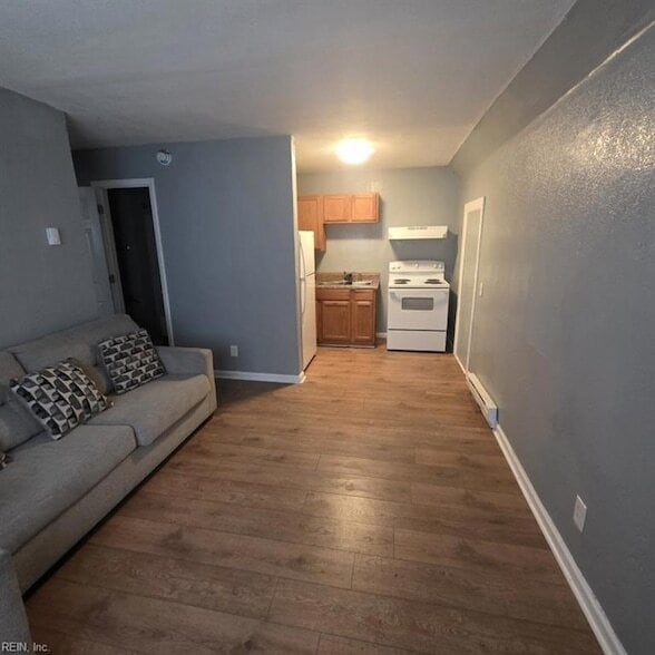 201 Dixie Ave, Unit A in Portsmouth, VA - Building Photo - Building Photo