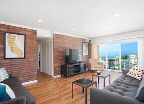 2244 2nd Ave, Unit 38 in San Diego, CA - Building Photo