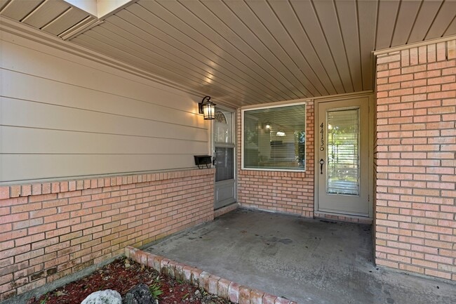 4413 W 43rd St in Houston, TX - Building Photo - Building Photo