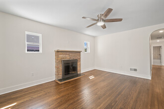 316 24th St in Virginia Beach, VA - Building Photo - Building Photo