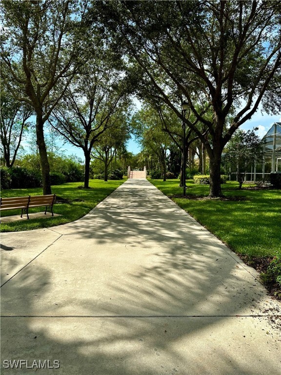 28541 Hammerhead Ln in Bonita Springs, FL - Foto de edificio - Building Photo