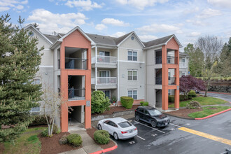 Greens of Merrill Creek in Everett, WA - Foto de edificio - Building Photo