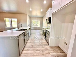 2184 Hilltop Ln in Blanchard, OK - Building Photo - Building Photo