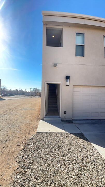 1411 Coal Ave SW in Albuquerque, NM - Building Photo