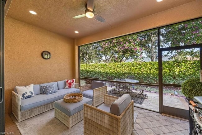 13493 Monticello Blvd in Naples, FL - Foto de edificio - Building Photo