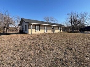 5706 Lee St in Greenville, TX - Building Photo - Building Photo