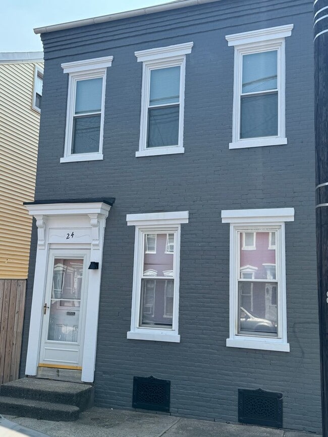 property at 24 N 8th St