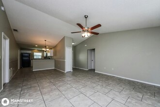 331 Cardiff Dr in Kissimmee, FL - Building Photo - Building Photo