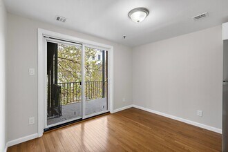 513 Monroe St in Hoboken, NJ - Building Photo - Building Photo