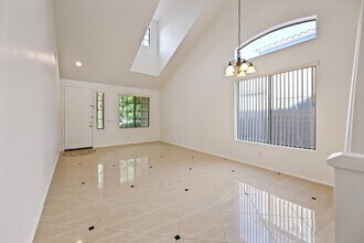 1483 E Mia Ln in Gilbert, AZ - Building Photo - Building Photo