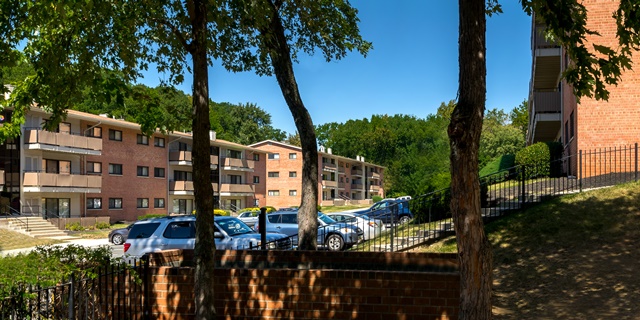 Capital View in Bladensburg, MD - Foto de edificio - Building Photo