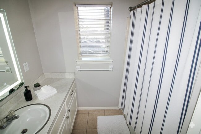 property at 1305 Adams St