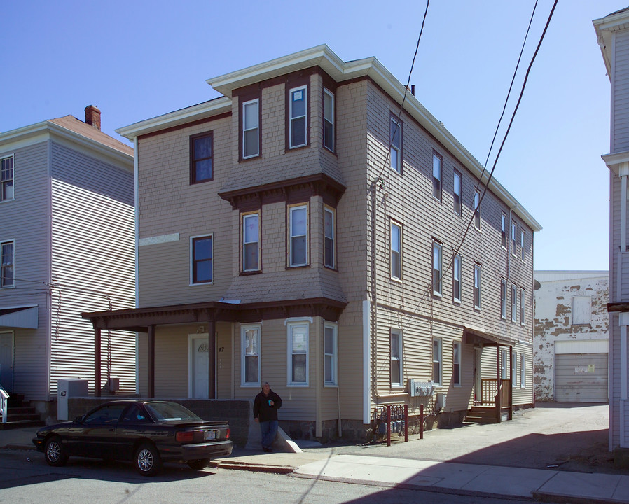 47 Benjamin St in Fall River, MA - Building Photo