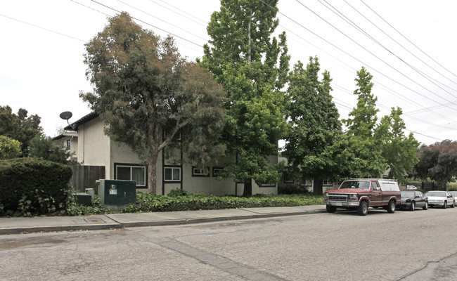 Lorenzo apartment in Santa Cruz, CA - Foto de edificio - Building Photo