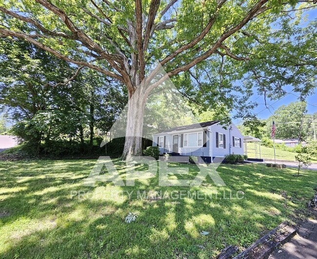 841 Forsythe St in Knoxville, TN - Building Photo - Building Photo