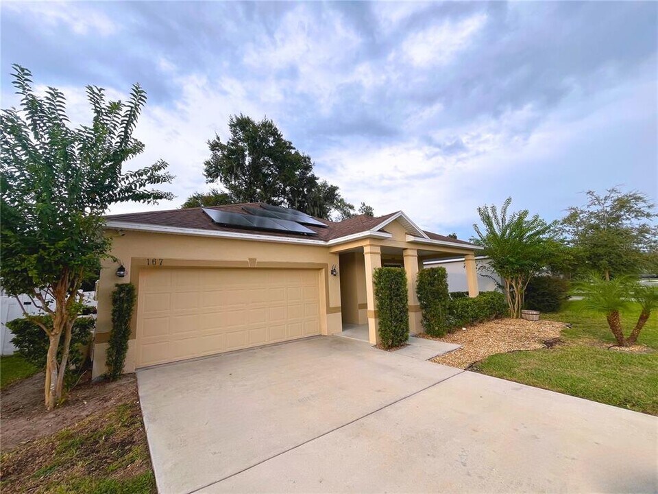 167 E Fiesta Key Loop in DeLand, FL - Building Photo