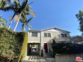 722 Westbourne Dr in West Hollywood, CA - Building Photo