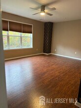 414 Sloan Ct in Matawan, NJ - Building Photo - Building Photo