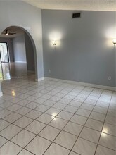 1065 NW 127th Path in Miami, FL - Building Photo - Building Photo