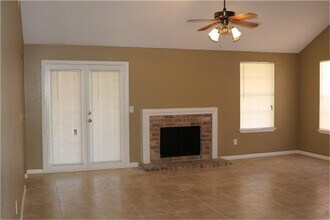 19434 Glenway Falls Dr in Katy, TX - Building Photo - Building Photo