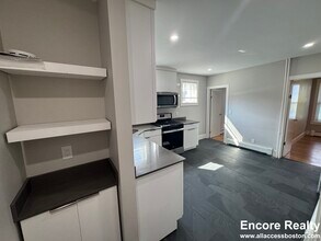 23 Elmer St in Cambridge, MA - Building Photo - Building Photo