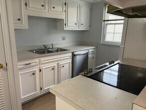 8300 Sawyer Brown Rd, Unit K302 in Nashville, TN - Foto de edificio - Building Photo