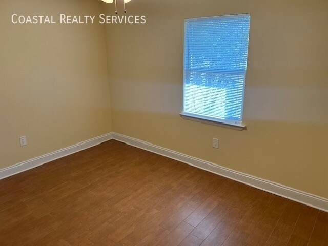 806 Fairview Dr-Unit -806 Fairview Dr C in Fort Walton Beach, FL - Building Photo - Building Photo