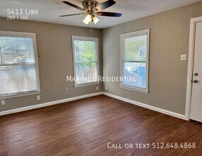 5413 Link in Austin, TX - Building Photo - Building Photo