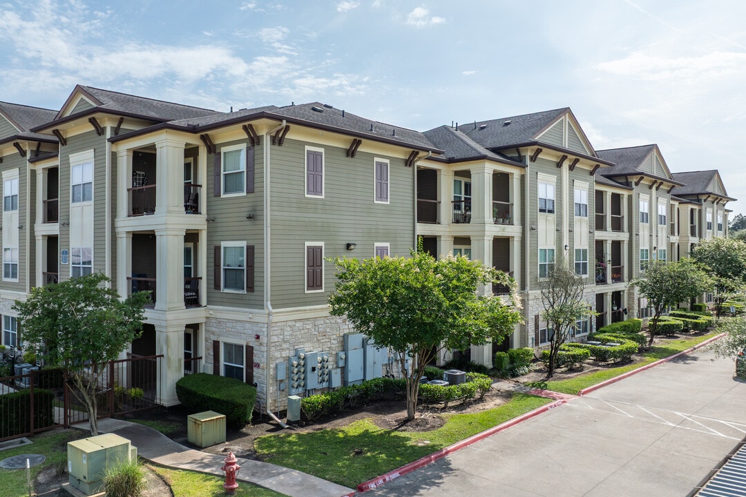 Magnolia Trails in Magnolia, TX - Building Photo