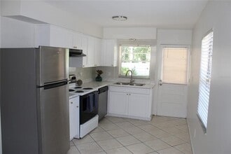6806 Mathers Ln in Riverview, FL - Building Photo - Building Photo