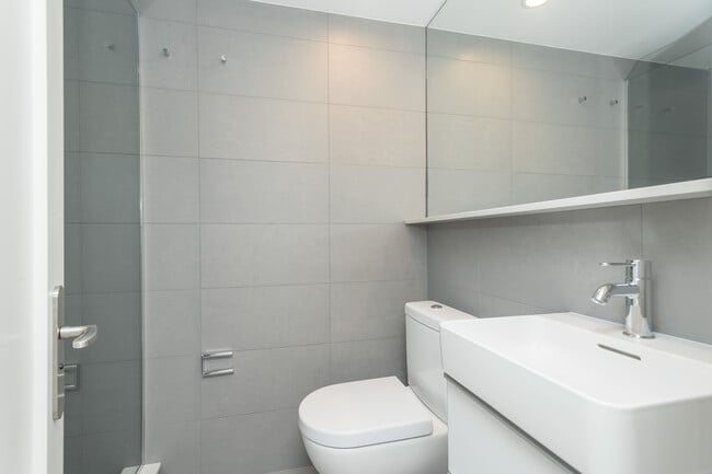 461 Massachusetts Ave, Unit 14 in Boston, MA - Building Photo - Building Photo