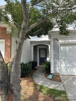 10240 Garmoyle St in Charlotte, NC - Building Photo
