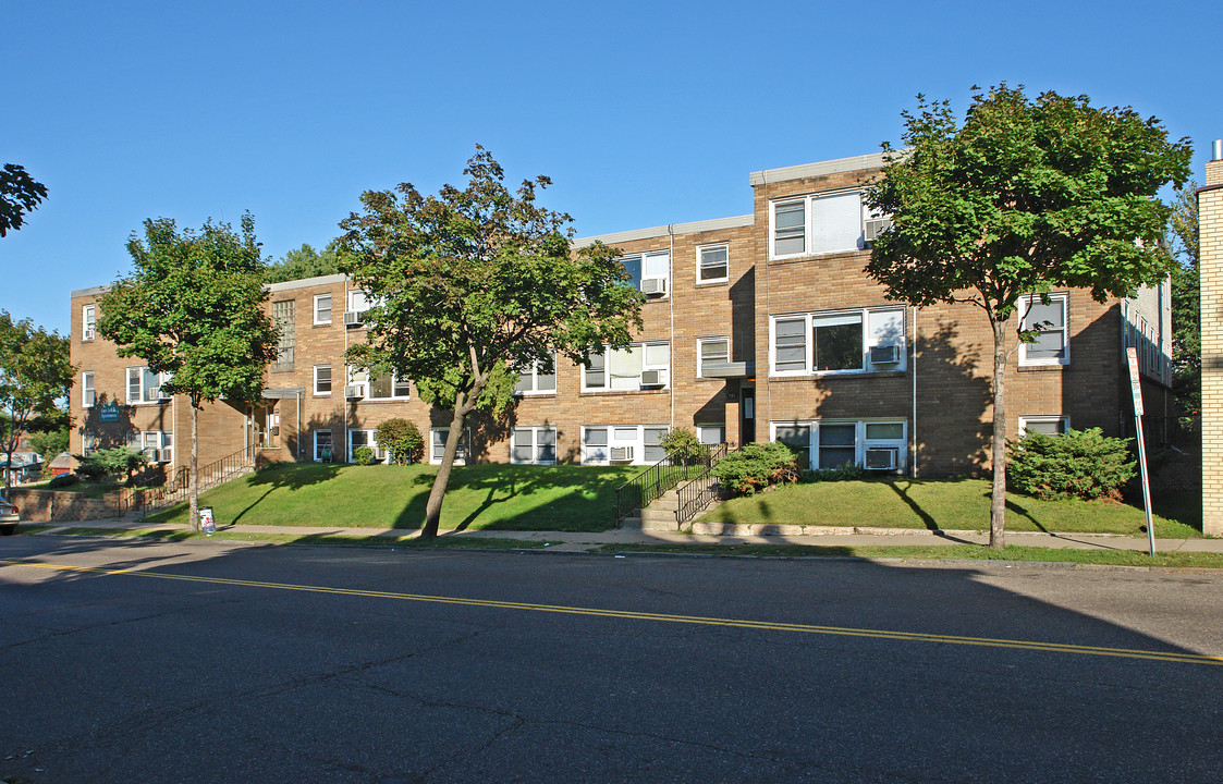 Jamar East Rentals in St. Paul, MN - Foto de edificio