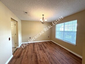 6453 Sandkey Cove in Gulf Breeze, FL - Building Photo - Building Photo
