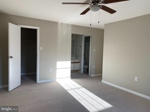 7575 Belle Grae Dr in Manassas, VA - Building Photo - Building Photo