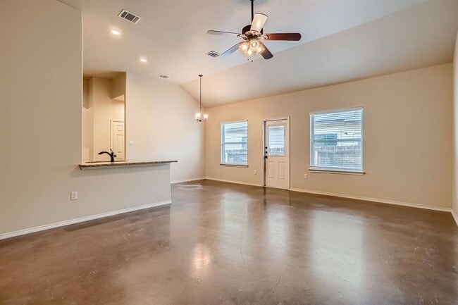 246 Joanne Lp in Buda, TX - Building Photo - Building Photo