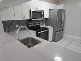 1861 SW 116th Way in Miramar, FL - Building Photo