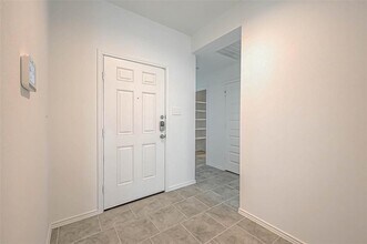 7534 Fierce Friesian Ln in Arcola, TX - Building Photo - Building Photo