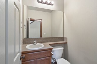 10015-10017 N Whitworth Dr in Spokane, WA - Building Photo - Building Photo