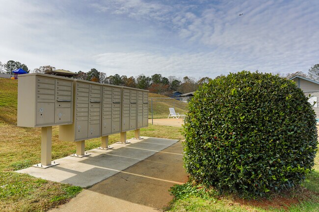The Reserve at Opelika in Opelika, AL - Building Photo - Building Photo