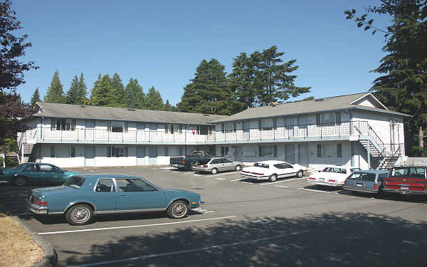 3327 Rucker Ave in Everett, WA - Building Photo - Building Photo