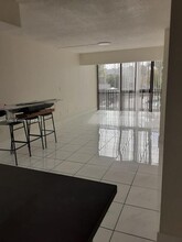 140 NW 87th Ave in Miami, FL - Building Photo - Building Photo