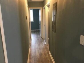 324 Macedonia Rd SE in Atlanta, GA - Building Photo - Building Photo